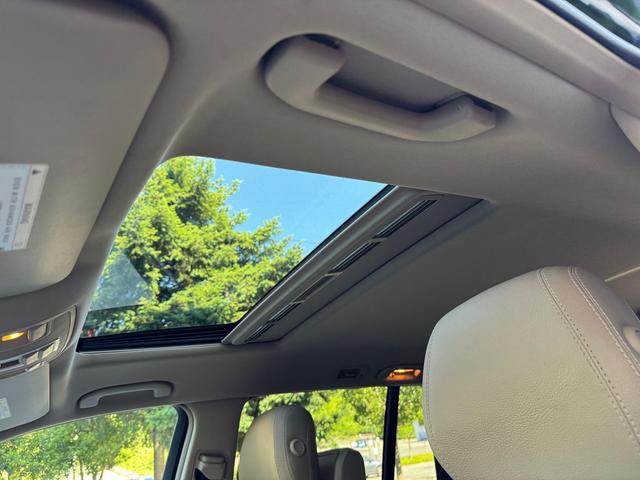 Photo of 2016 Jet Black Mercedes-Benz GL-Class