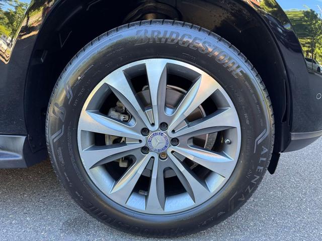 Photo of 2016 Jet Black Mercedes-Benz GL-Class