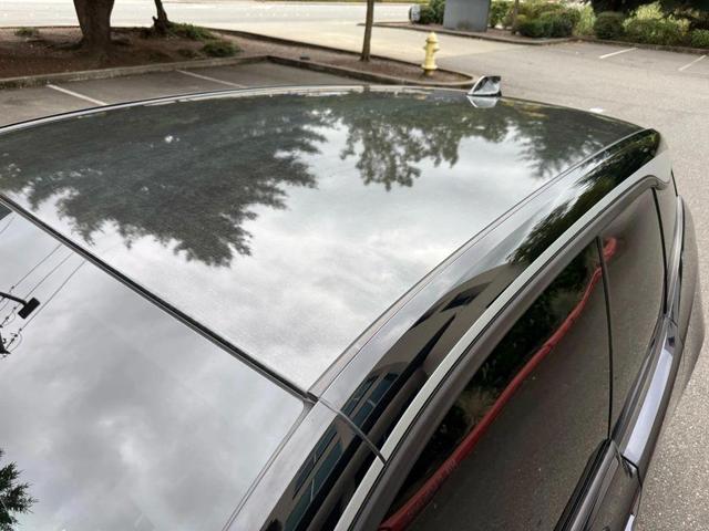 Photo of 2018 Imperial Blue Metallic w/Frozen Gray Accent BMW i3