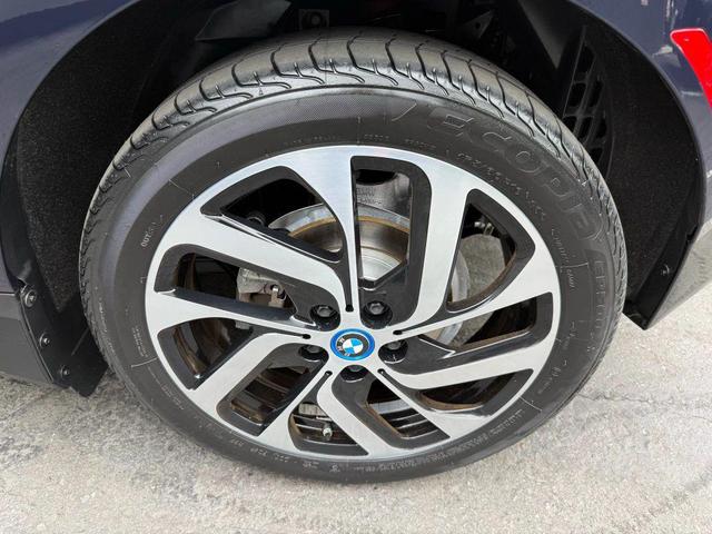 Photo of 2018 Imperial Blue Metallic w/Frozen Gray Accent BMW i3