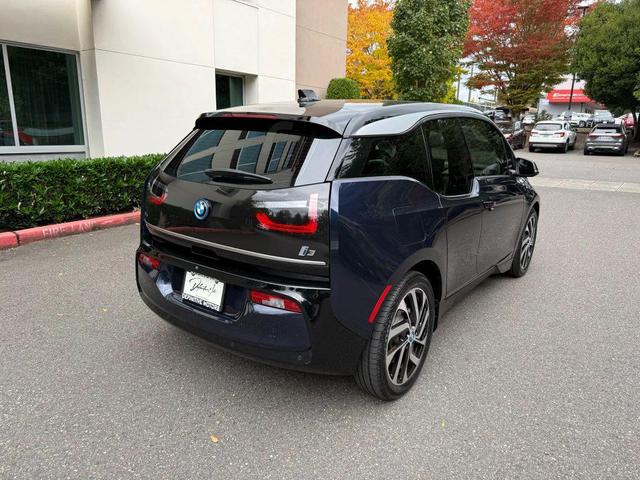 Photo of 2018 Imperial Blue Metallic w/Frozen Gray Accent BMW i3