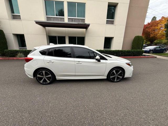 Photo of 2018 Crystal White Pearl Subaru Impreza