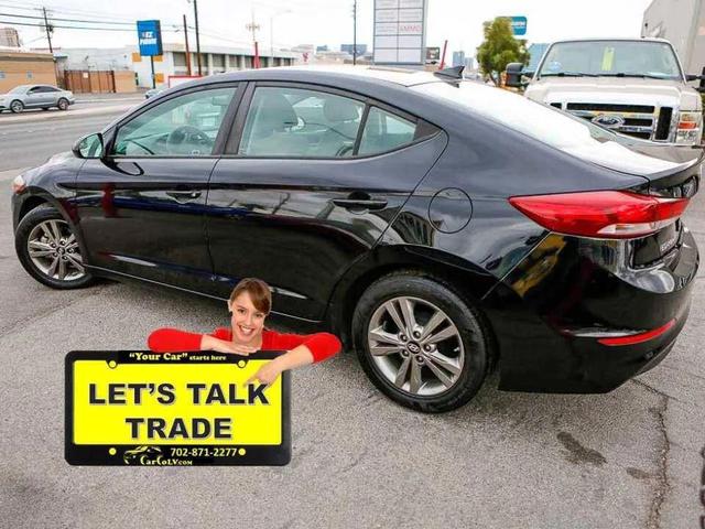 Photo of 2017 Black Noir Pearl Hyundai ELANTRA