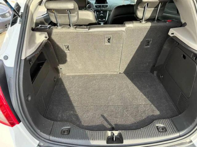 Photo of 2016 White Buick Encore