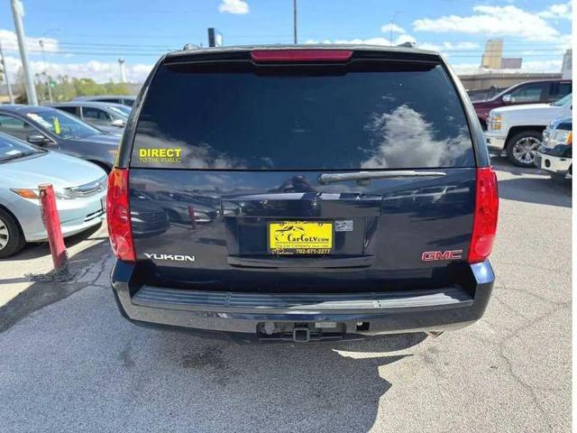 Photo of 2009 Deep Blue Metallic GMC Yukon