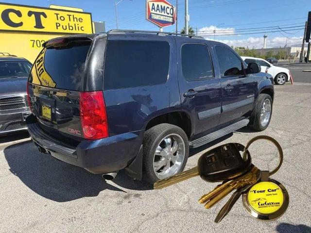 Photo of 2009 Deep Blue Metallic GMC Yukon