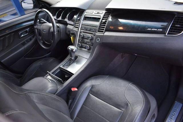 Photo of 2010 Tuxedo Black Metallic Ford Taurus