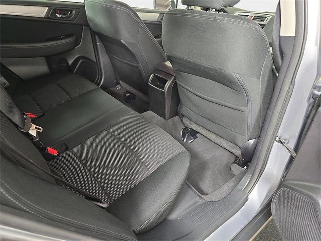 Photo of 2017 Ice Silver Metallic Subaru Outback