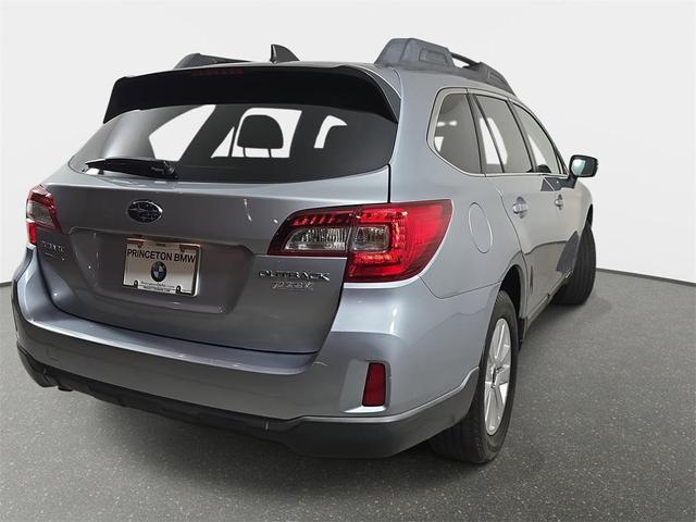 Photo of 2017 Ice Silver Metallic Subaru Outback