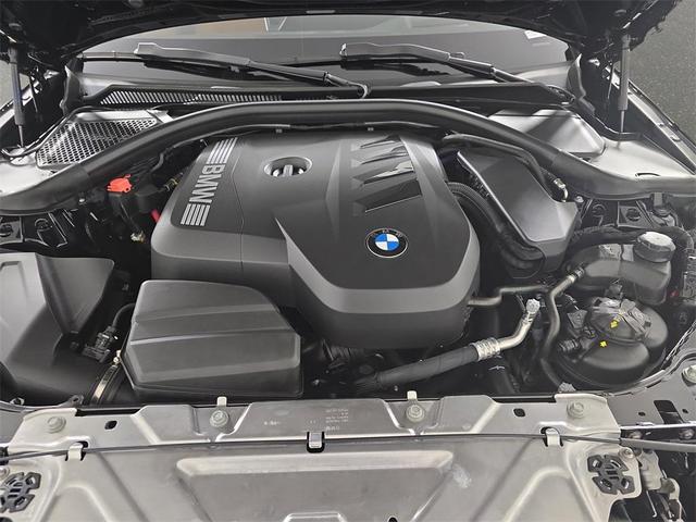 Photo of 2025 Black Sapphire Metallic BMW 330