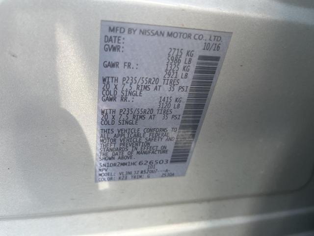 Photo of 2017 Brilliant Silver Metallic Nissan Pathfinder