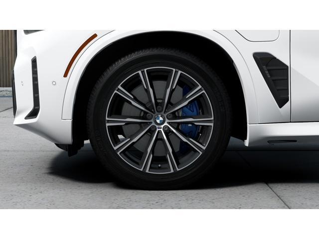 Photo of 2026 Alpine White BMW X5 PHEV