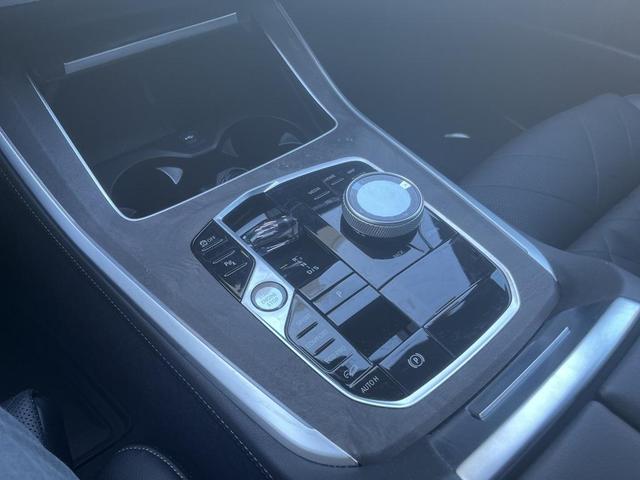 Photo of 2024 Black Sapphire Metallic BMW X5