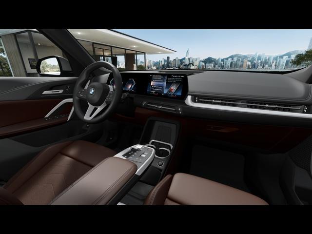 Photo of 2025 Mineral White Metallic BMW X1