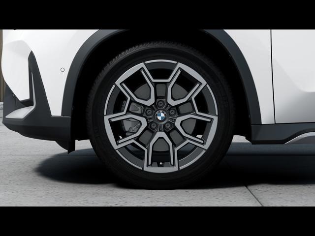 Photo of 2025 Mineral White Metallic BMW X1