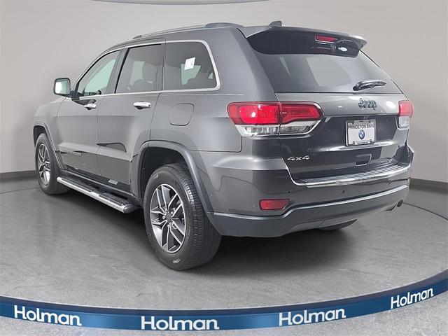Photo of 2020 Granite Crystal Clearcoat Metallic Jeep Grand Cherokee
