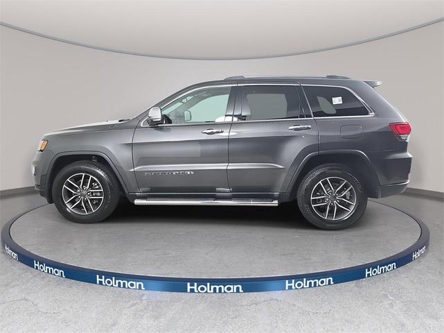 Photo of 2020 Granite Crystal Clearcoat Metallic Jeep Grand Cherokee