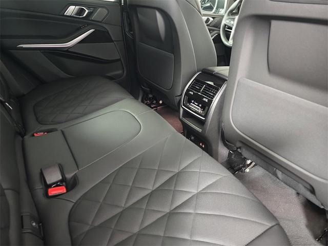 Photo of 2026 Black Sapphire Metallic BMW X5