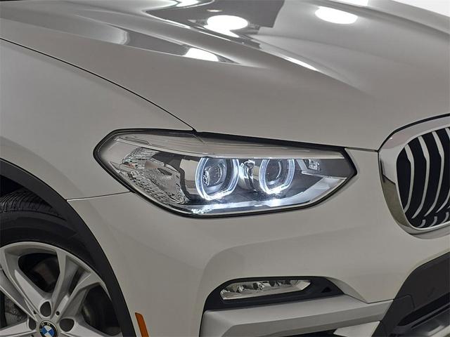 Photo of 2019 Mineral White Metallic BMW X3