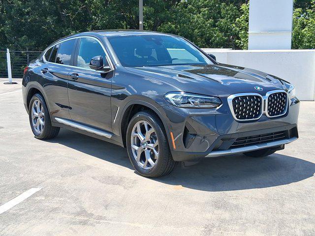 Photo of 2024 Dark Graphite Metallic BMW X4