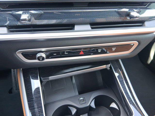 Photo of 2026 Mineral White Metallic BMW X5