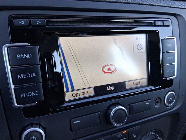 Photo of 2012 Gray Volkswagen Jetta