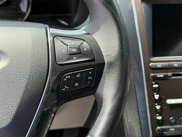 Photo of 2018 Shadow Black Ford Explorer