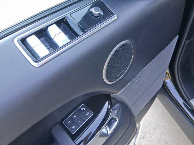 Photo of 2018 Black Land Rover Range Rover Sport