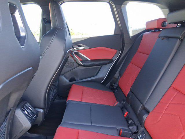Photo of 2024 Mineral White Metallic BMW X1