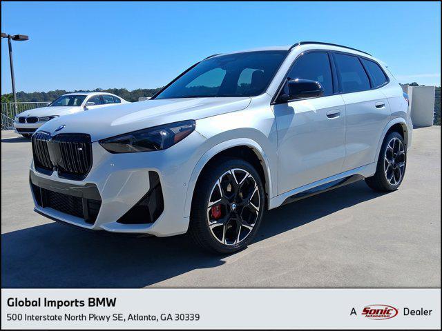 Photo of 2024 Mineral White Metallic BMW X1