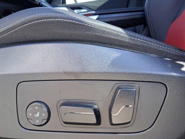 Photo of 2024 Mineral White Metallic BMW X1
