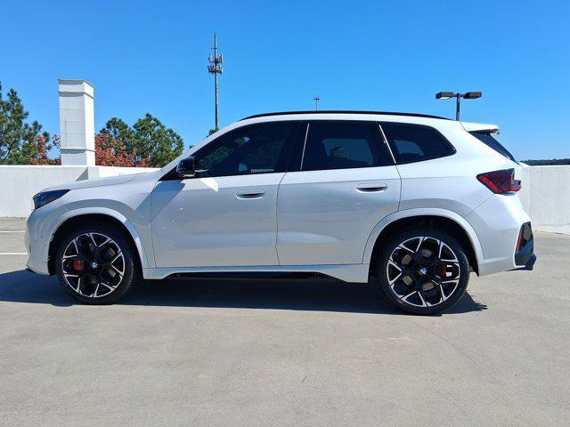 Photo of 2024 Mineral White Metallic BMW X1