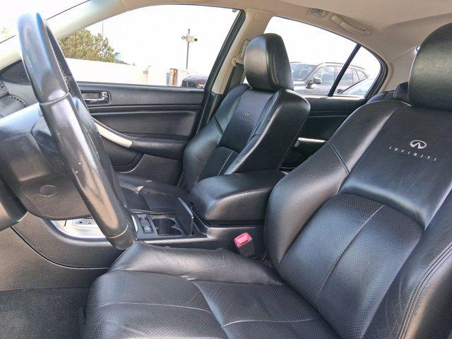 Photo of 2006 Silver INFINITI G35