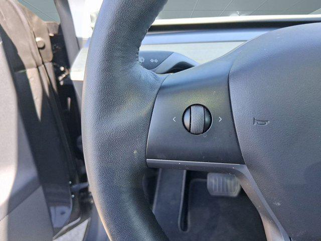 Photo of 2023 Gray Tesla Model Y