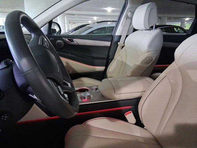 Photo of 2025 Savile Silver Genesis GV80