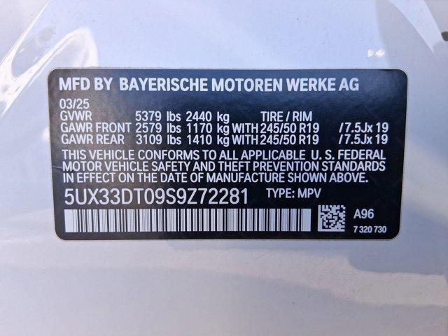 Photo of 2025 White BMW X4