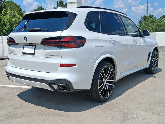 Photo of 2026 Mineral White Metallic BMW X5