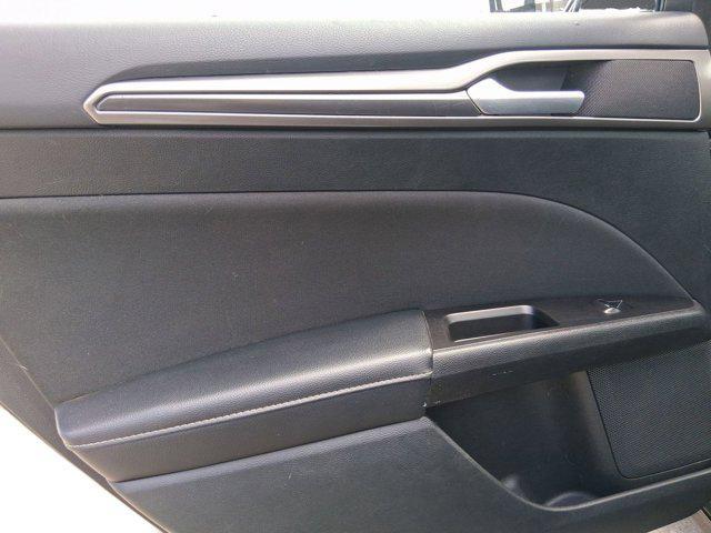Photo of 2017 Shadow Black Ford Fusion Hybrid