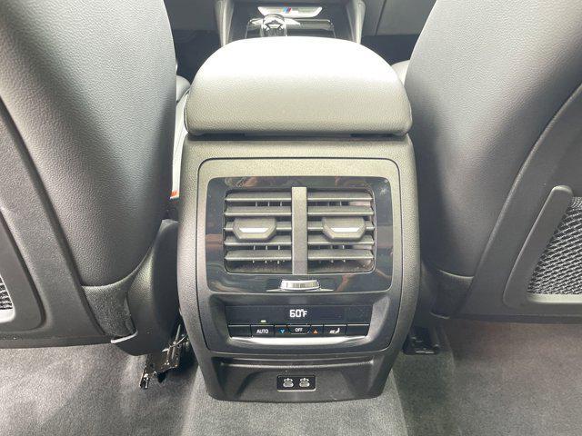 Photo of 2025 Black Sapphire Metallic BMW X4