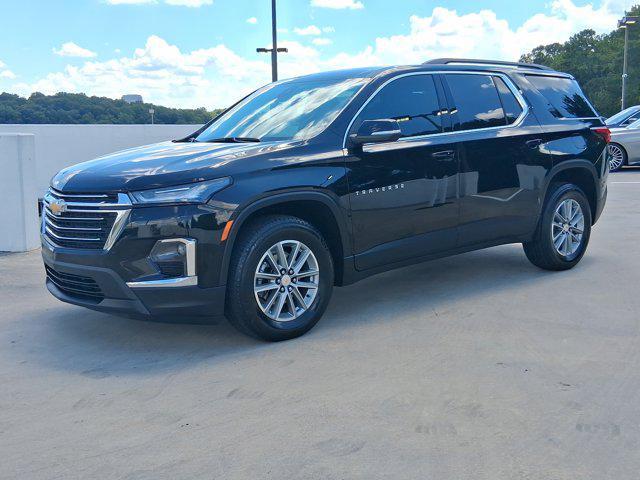 Photo of 2023 Mosaic Black Metallic Chevrolet Traverse