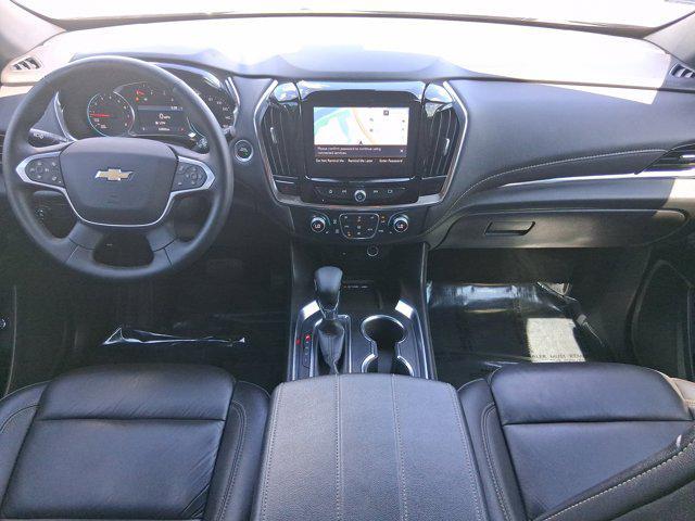 Photo of 2023 Mosaic Black Metallic Chevrolet Traverse