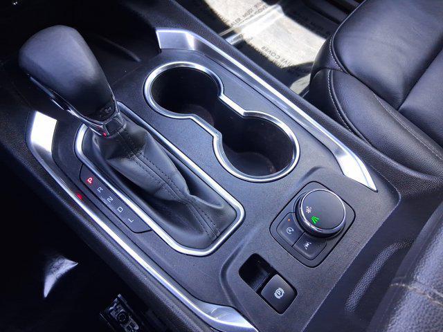 Photo of 2023 Mosaic Black Metallic Chevrolet Traverse