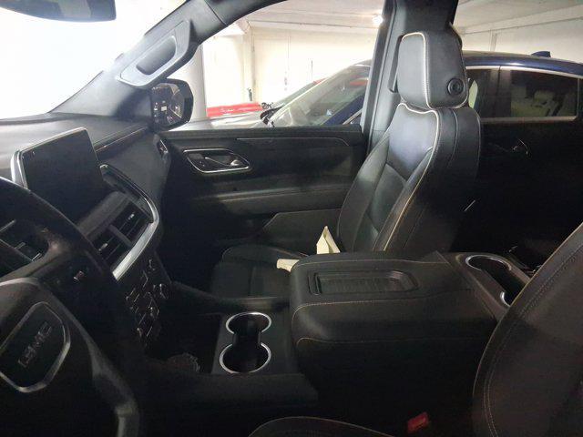 Photo of 2022 Summit White GMC Yukon