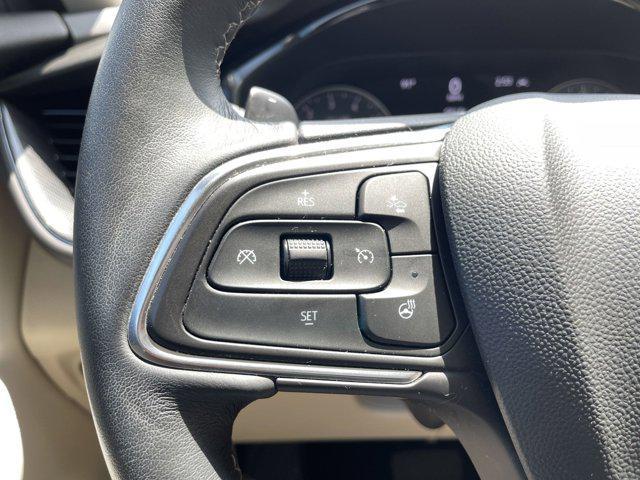 Photo of 2021 Summit White Buick Envision