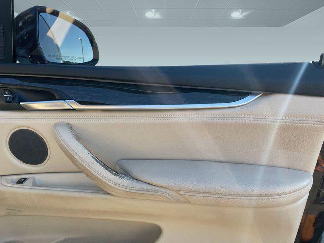 Photo of 2015 Sparkling Brown Metallic BMW X5