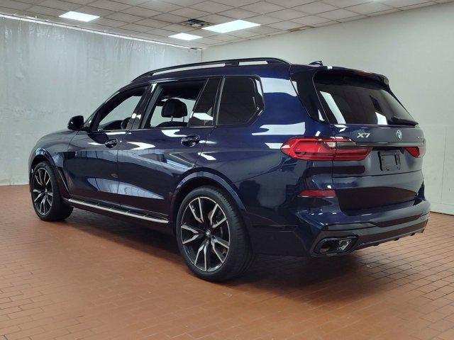 Photo of 2022 Tanzanite Blue II Metallic BMW X7