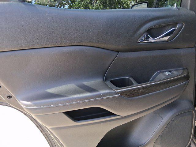 Photo of 2017 Ebony Twilight Metallic GMC Acadia
