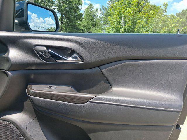 Photo of 2017 Ebony Twilight Metallic GMC Acadia