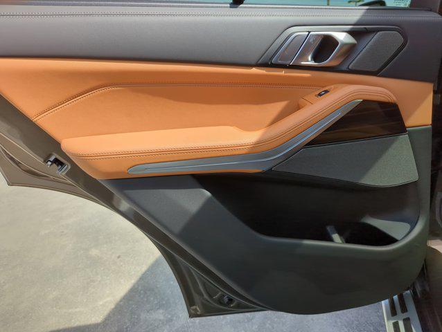 Photo of 2026 Manhattan Green Metallic BMW X5
