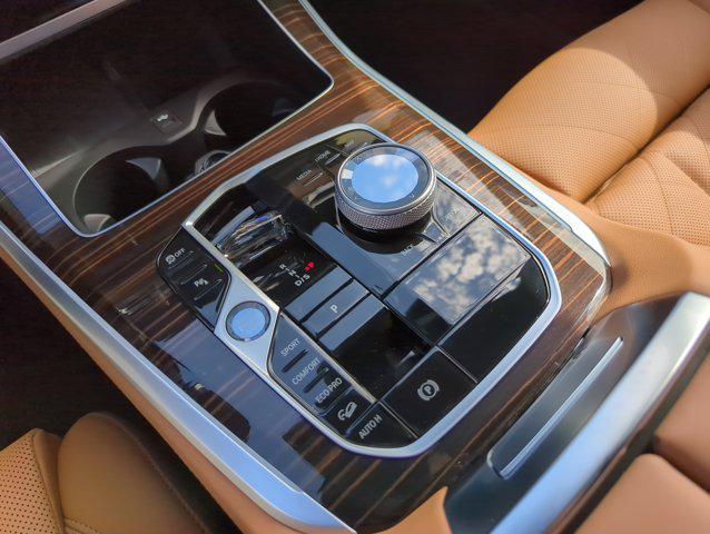 Photo of 2026 Manhattan Green Metallic BMW X5